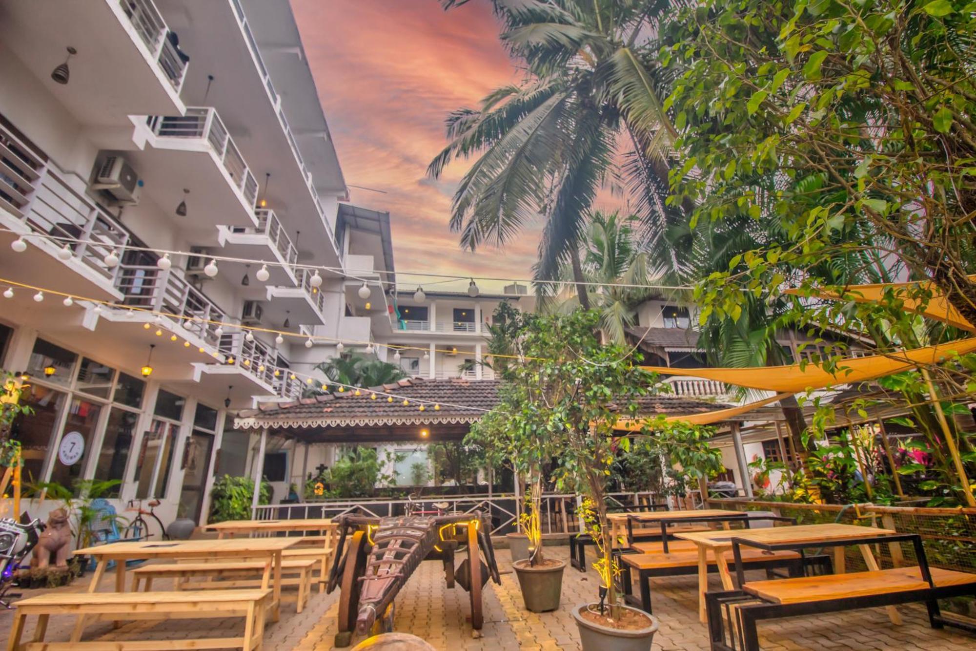 Down Da Goa Village Marmagao Buitenkant foto